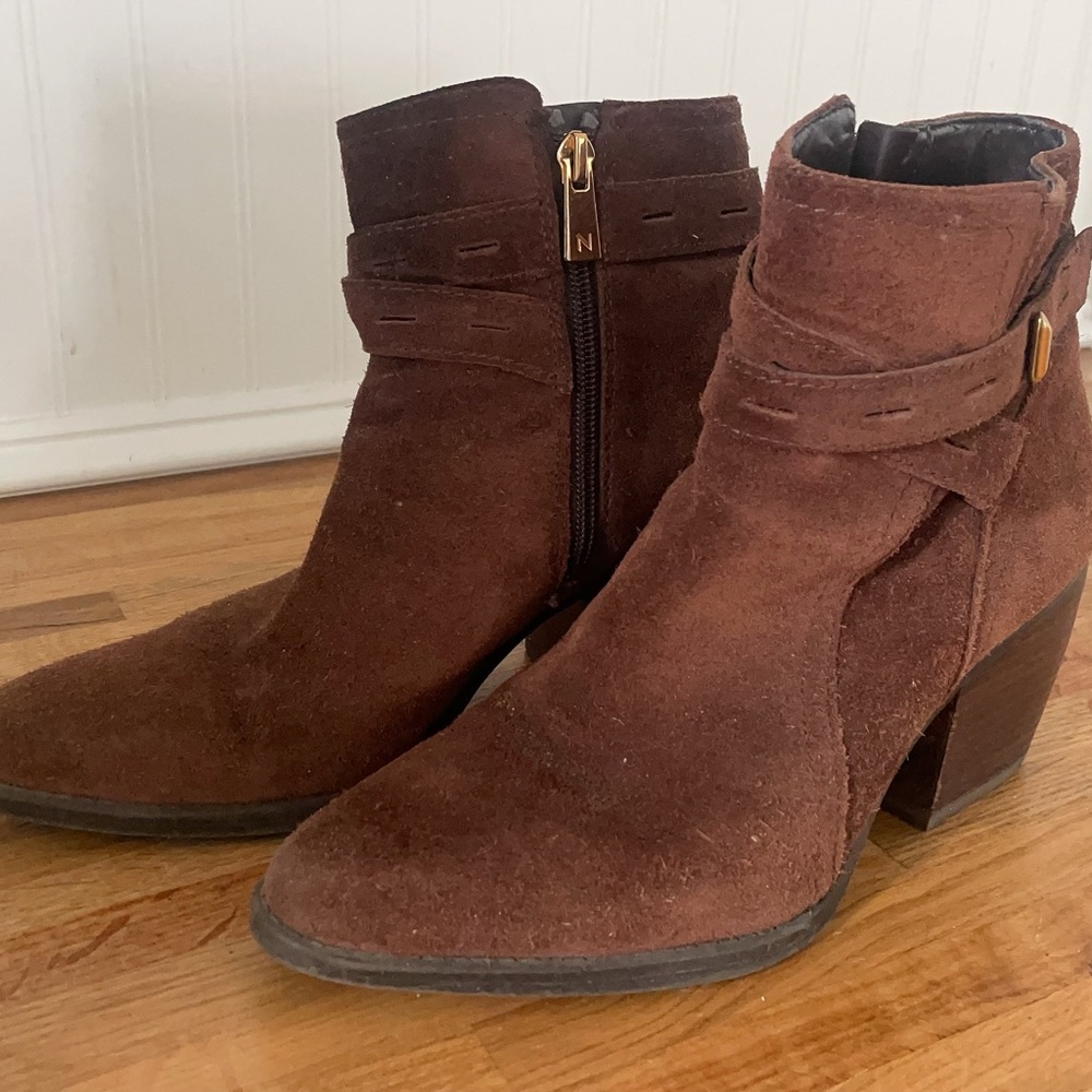Aliz Nat Ur Er Women's Brown Suede Ankle Boots - Stylish Heeled Booties